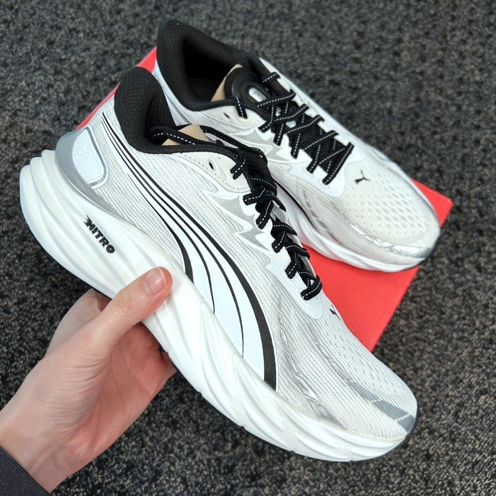 Puma Velocity NITRO 4 White/Black/silver SN 311141-02 Womes Running Shoe Size 7 - Picture 6 of 14